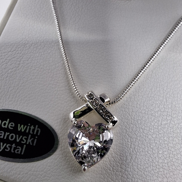Boxed Swarovski Heart Pendant Necklace – Clear Crystal, Silver Tone
